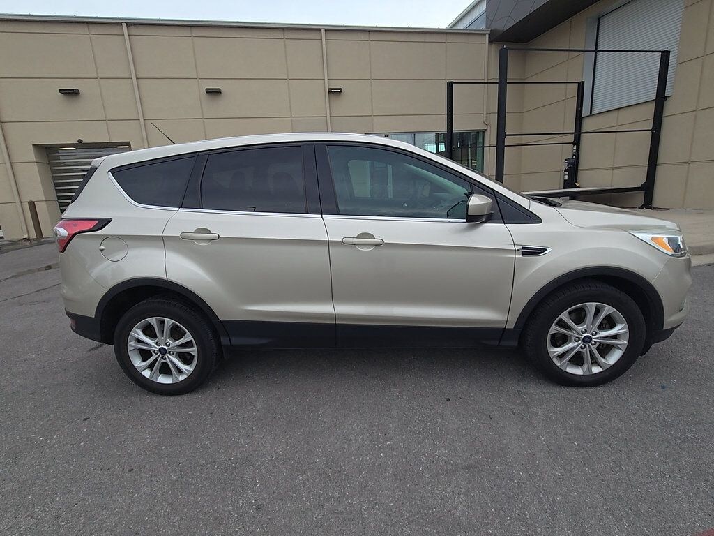 Used 2017 Ford Escape SE SUV