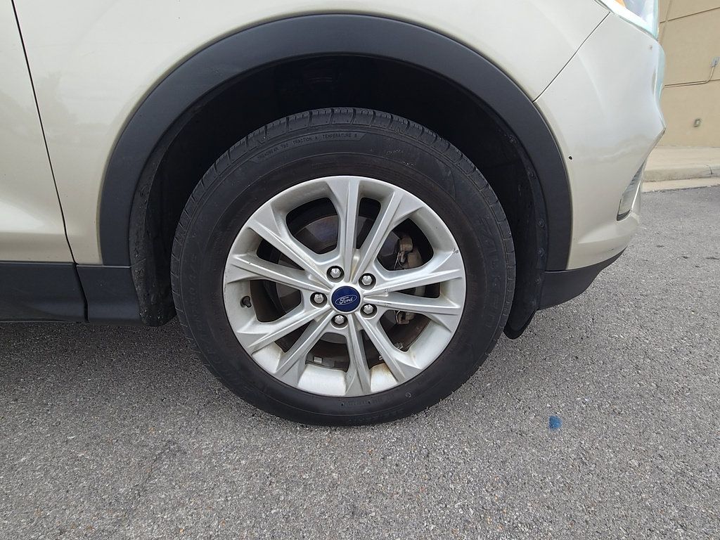 Used 2017 Ford Escape SE SUV