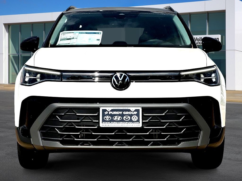 New 2026 Volkswagen Taos 1.5T SE Black SUV