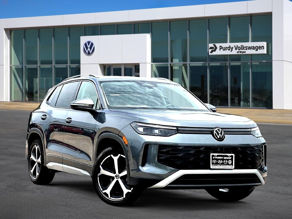 New 2026 Volkswagen Tiguan SE SUV