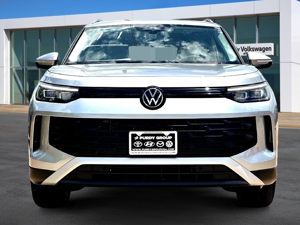 New 2026 Volkswagen Tiguan SE SUV