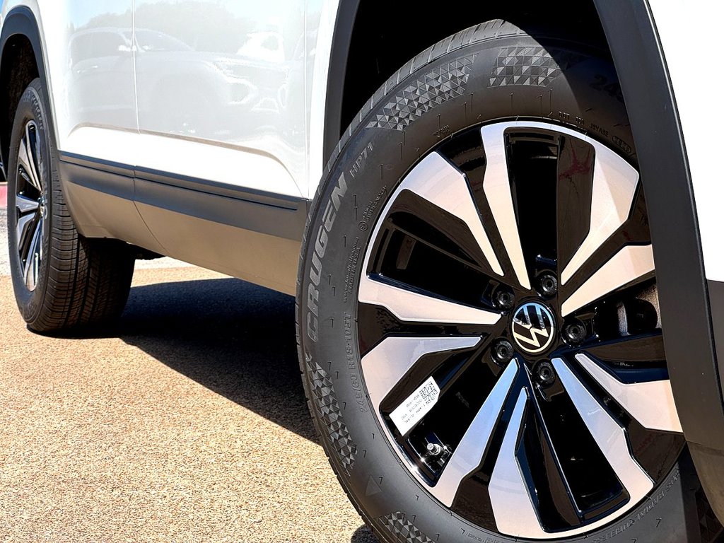 New 2026 Volkswagen Atlas Cross Sport SE SUV