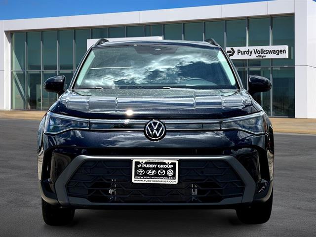 New 2026 Volkswagen Taos 1.5T SE Black SUV