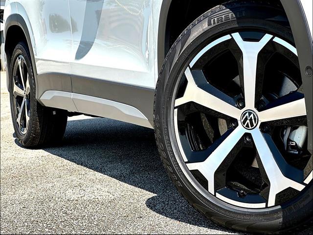 New 2026 Volkswagen Tiguan SE SUV