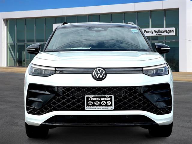 New 2026 Volkswagen Tiguan SE R-Line Black SUV