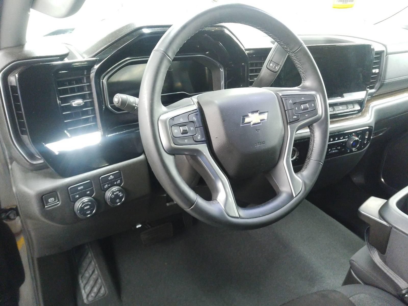 Used 2024 Chevrolet Silverado 1500 LT Truck Crew Cab