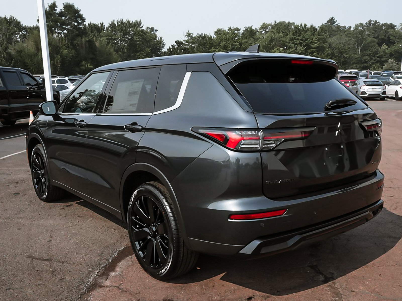 New 2026 Mitsubishi Outlander LE SUV