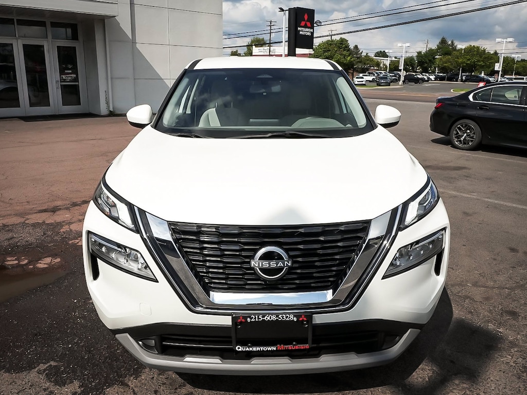 Used 2023 Nissan Rogue SV SUV