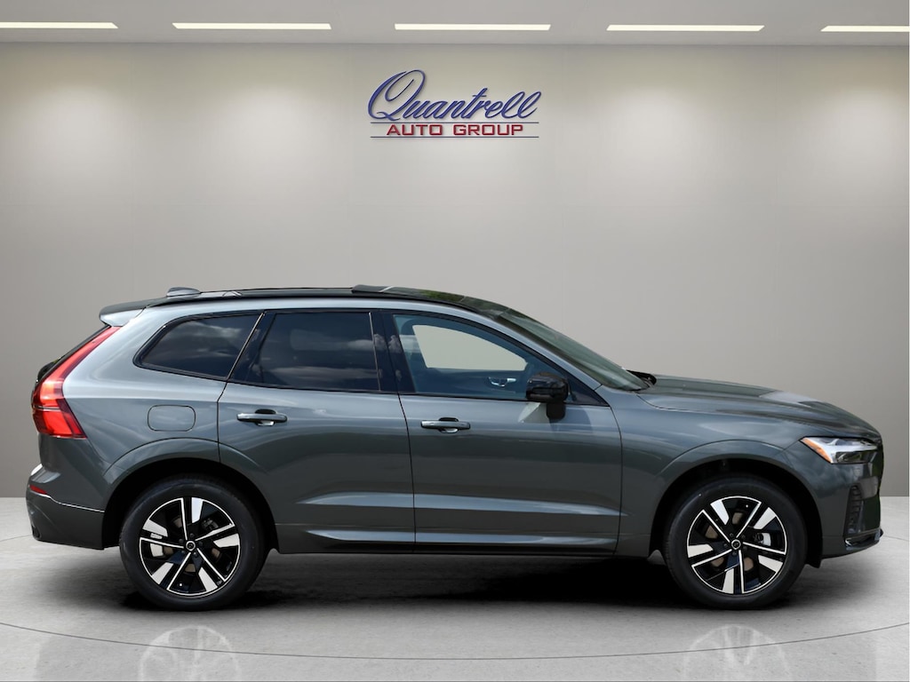 Used 2027 Volvo XC60 B5 Core SUV
