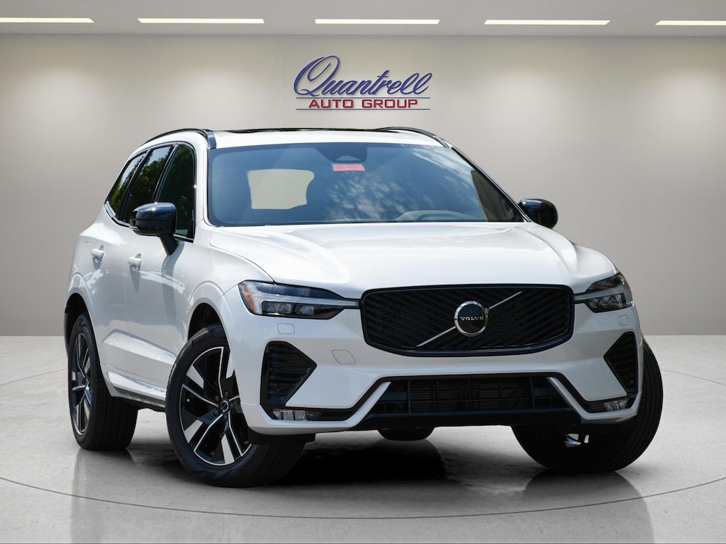 Used 2027 Volvo XC60 B5 Core SUV