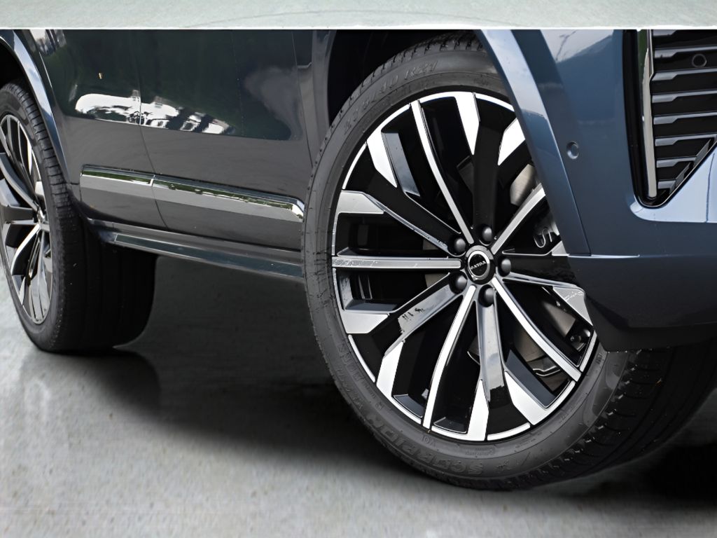 2026 Volvo XC90 Plus - Photo 9
