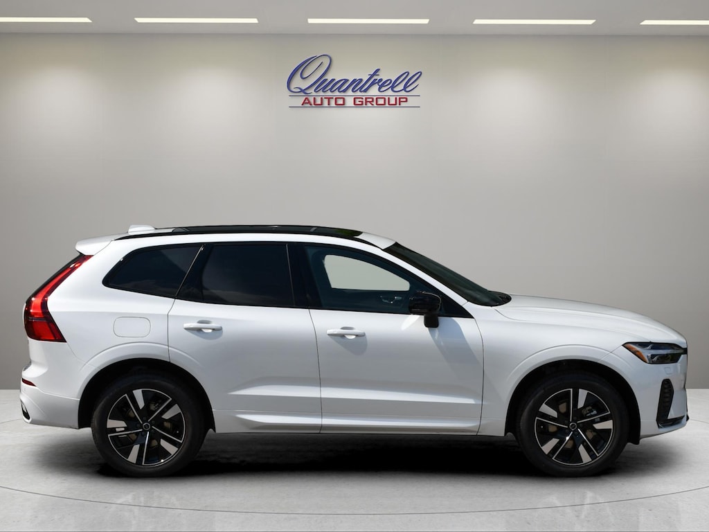 Used 2027 Volvo XC60 B5 Core SUV