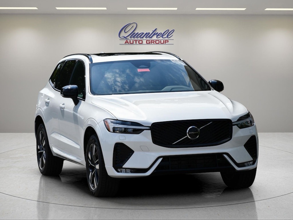 Used 2027 Volvo XC60 B5 Core SUV