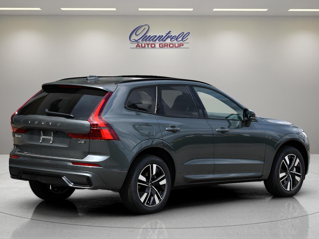 Used 2027 Volvo XC60 B5 Core SUV