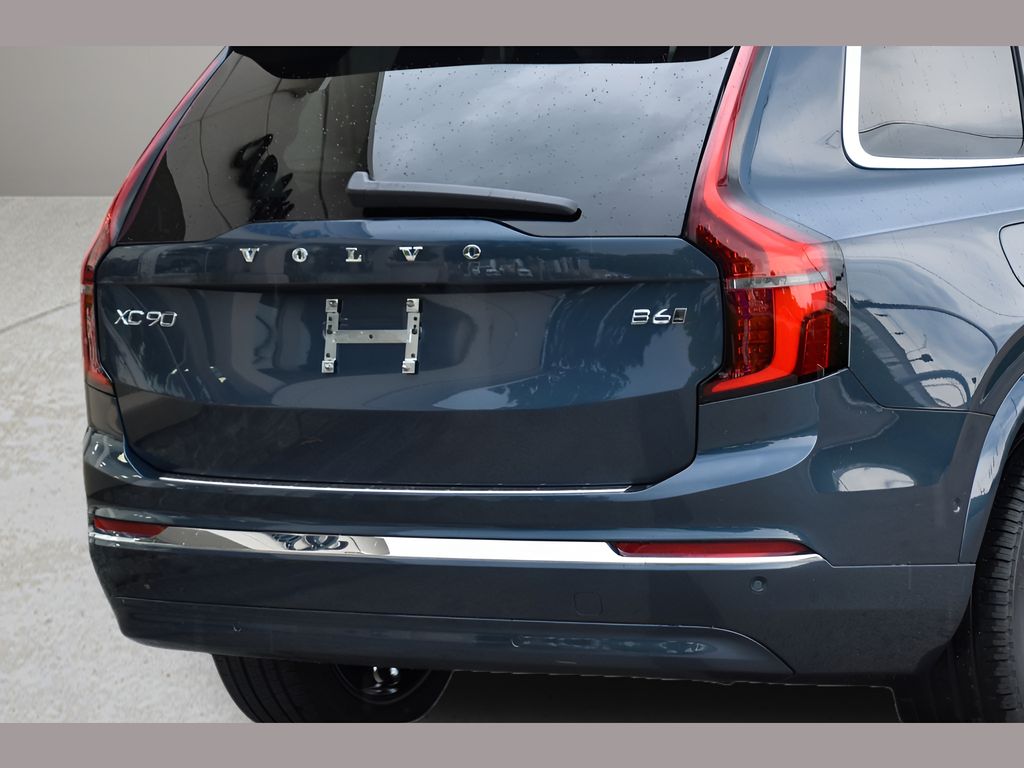 2026 Volvo XC90 Plus - Photo 29