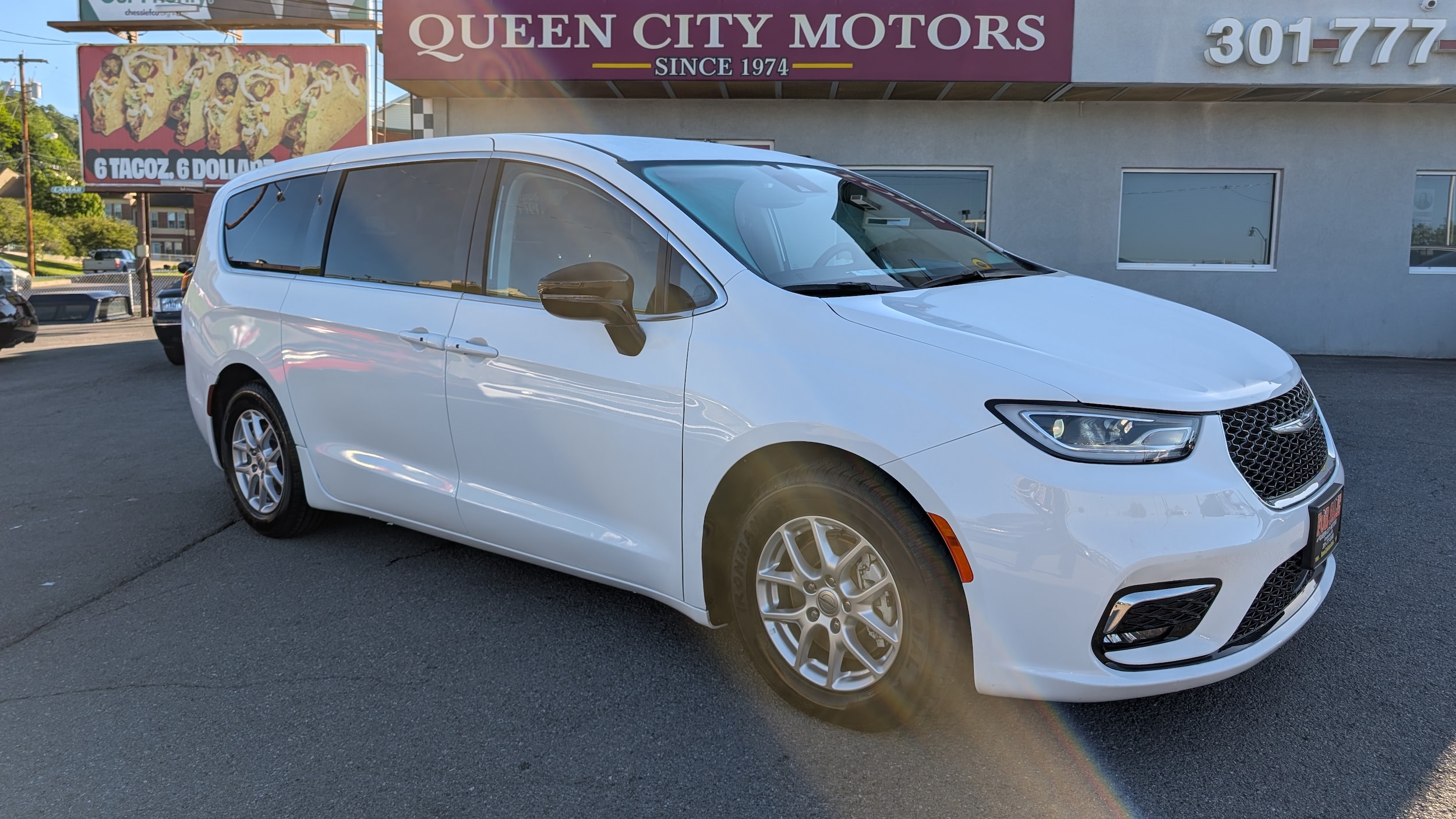 2024 Chrysler Pacifica Touring L