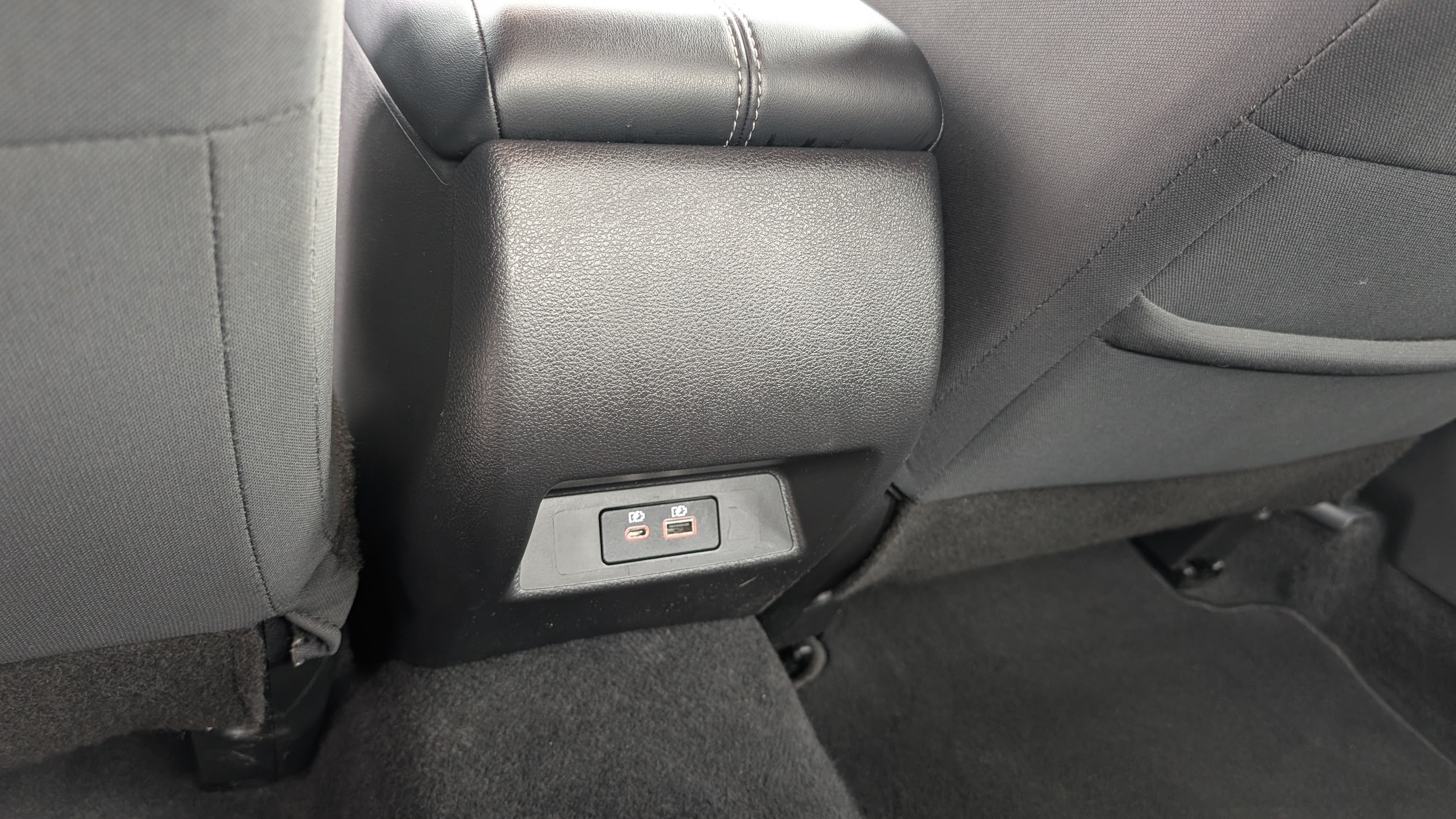 2025 Nissan Altima SV - Photo 17