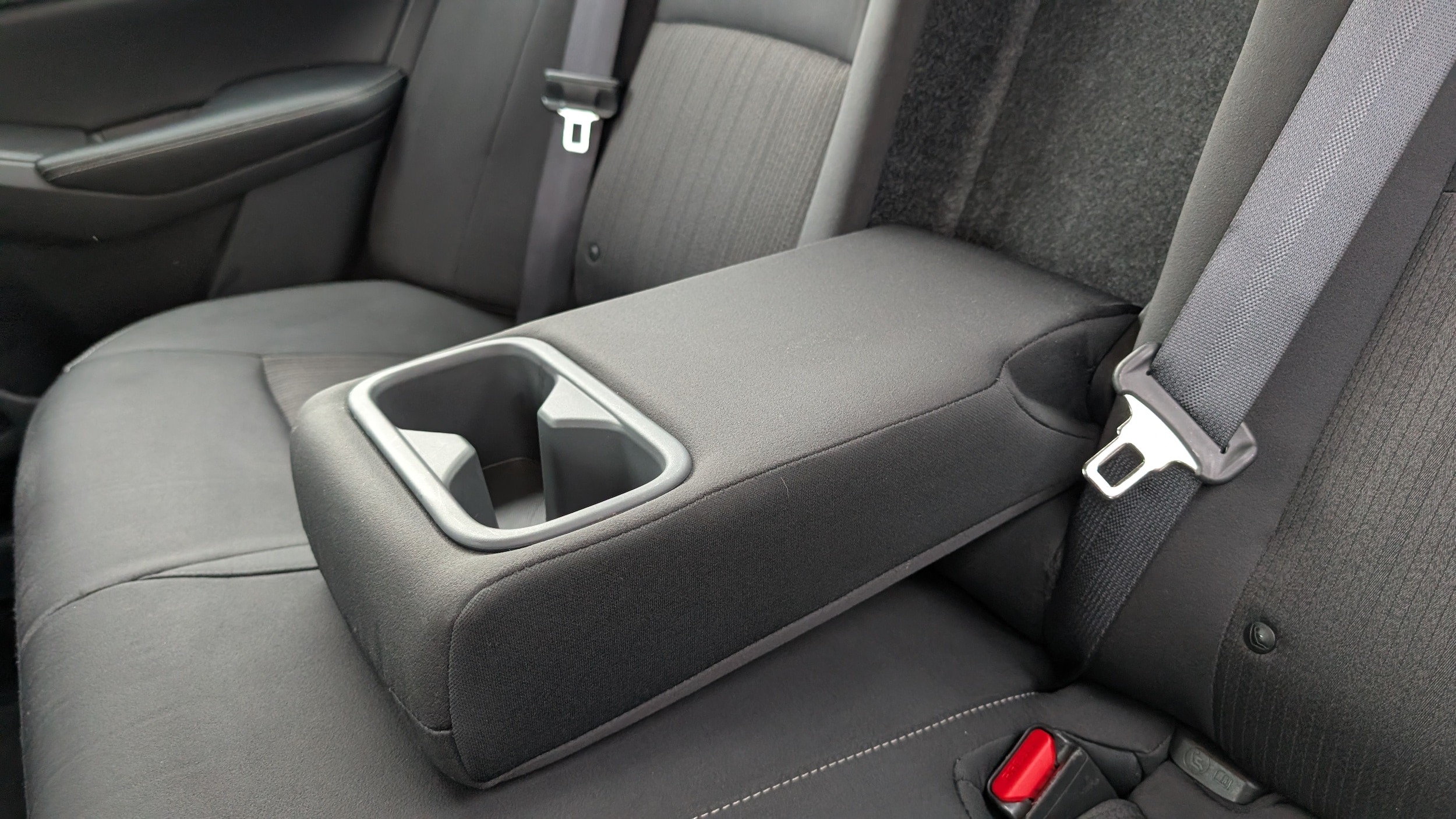 2025 Nissan Altima SV - Photo 18