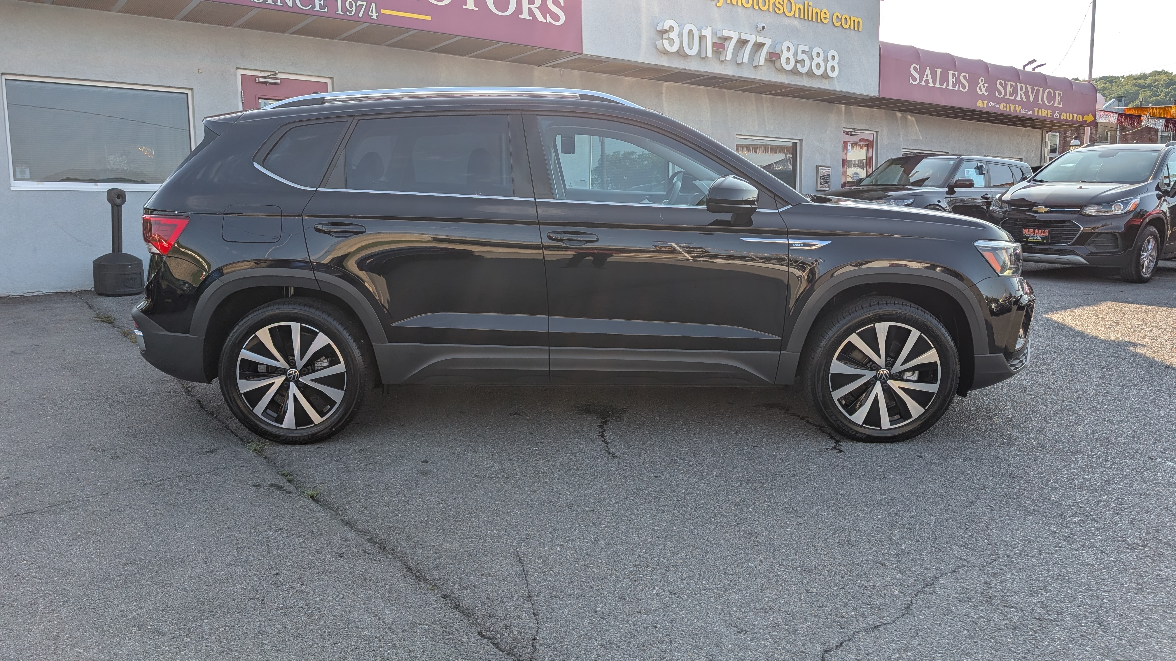 Used 2023 Volkswagen Taos 1.5T SE SUV