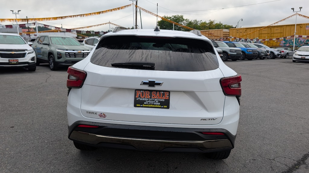Used 2025 Chevrolet Trax ACTIV SUV