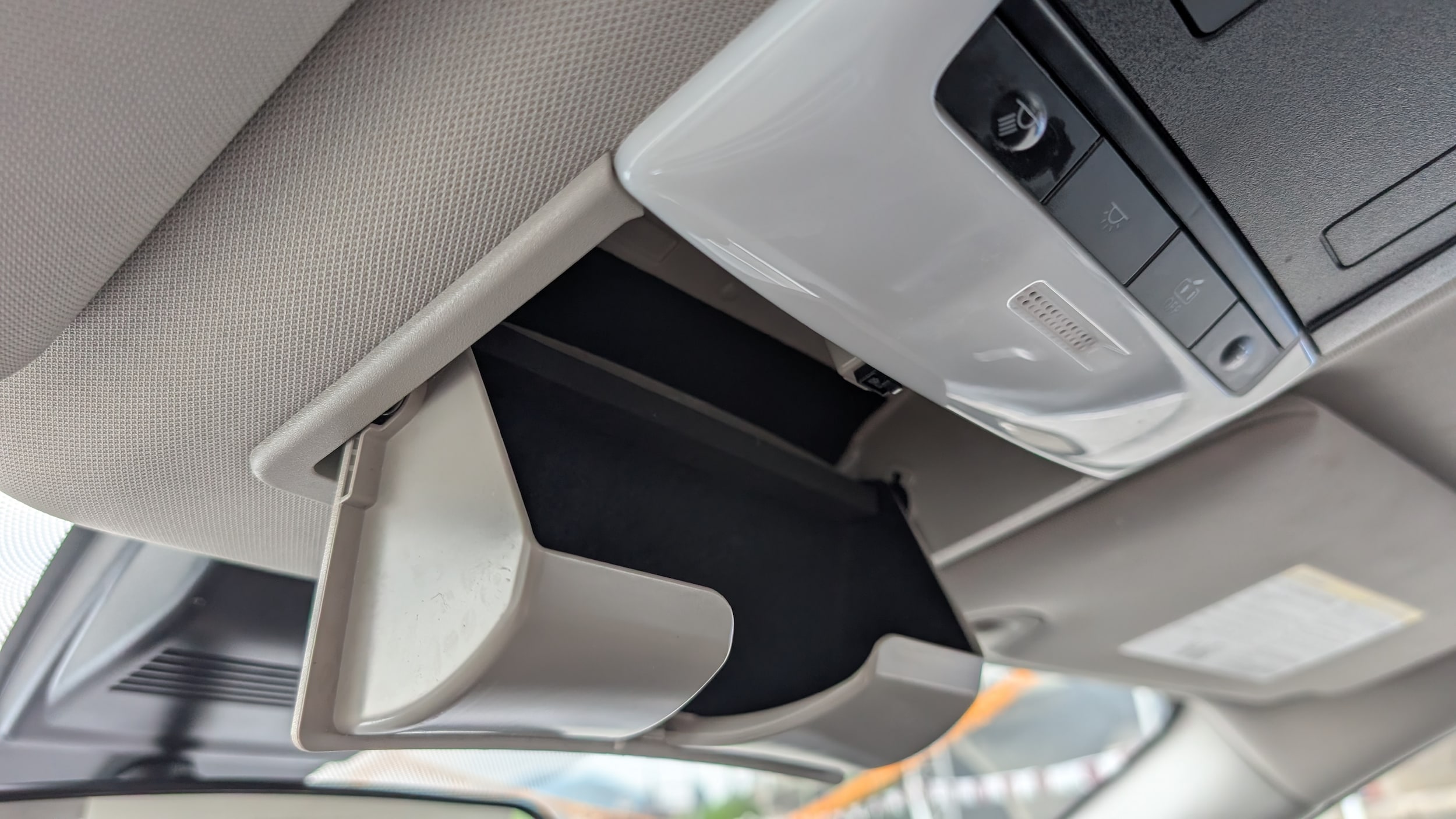 2025 Nissan Altima SV - Photo 35