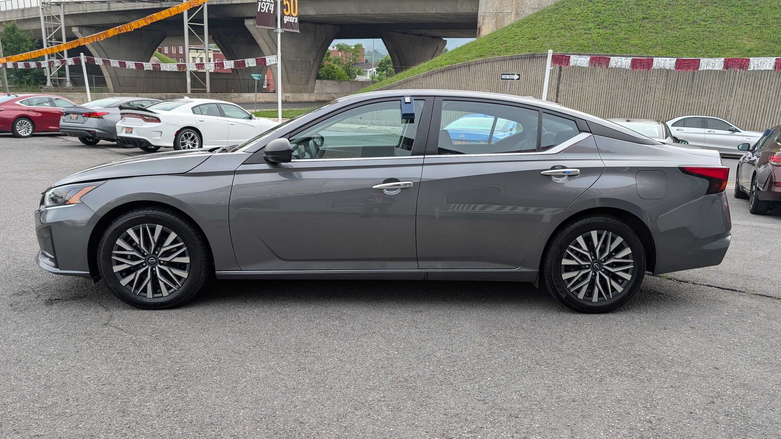 2025 Nissan Altima SV - Photo 7