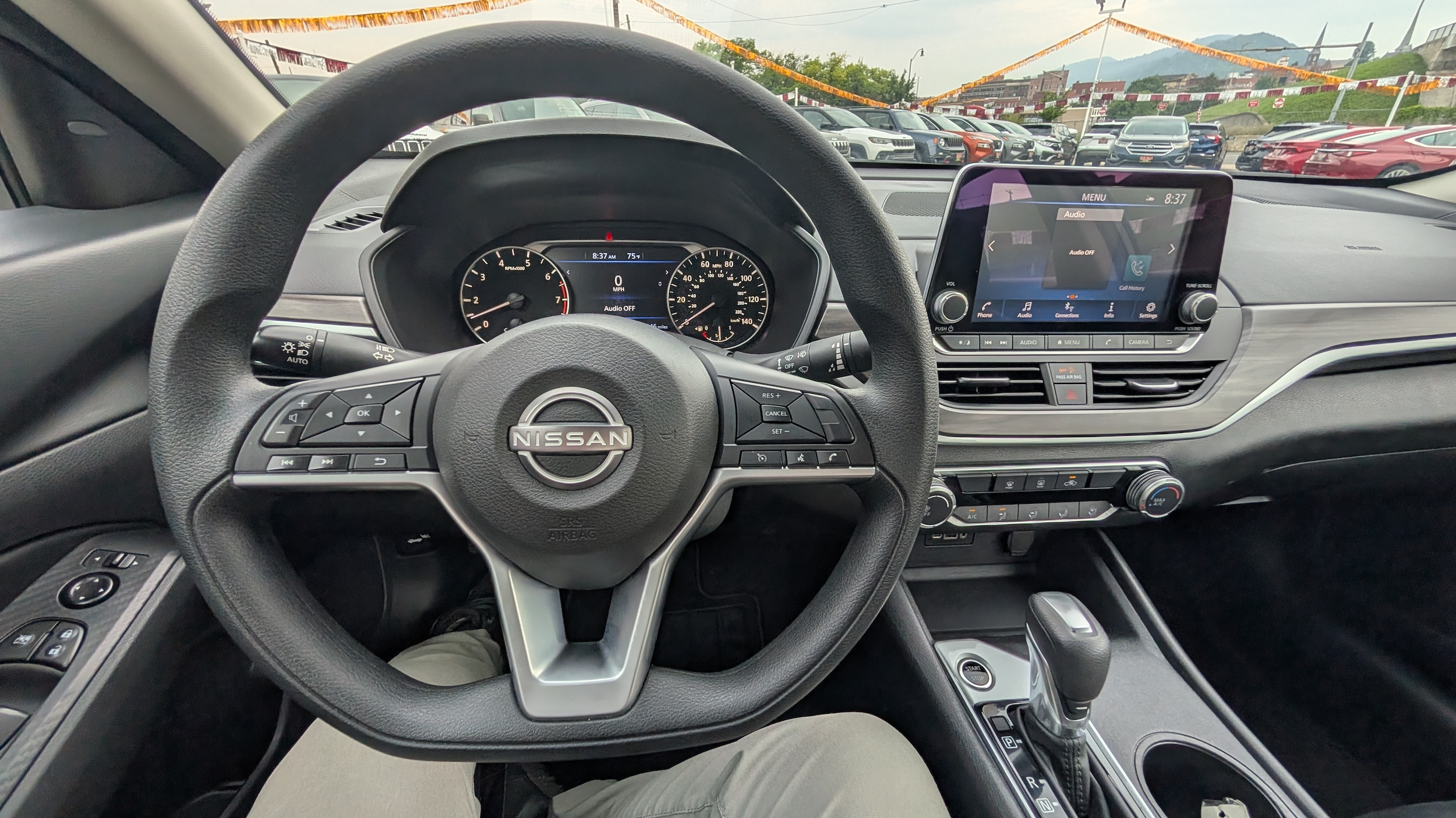 2025 Nissan Altima SV - Photo 22