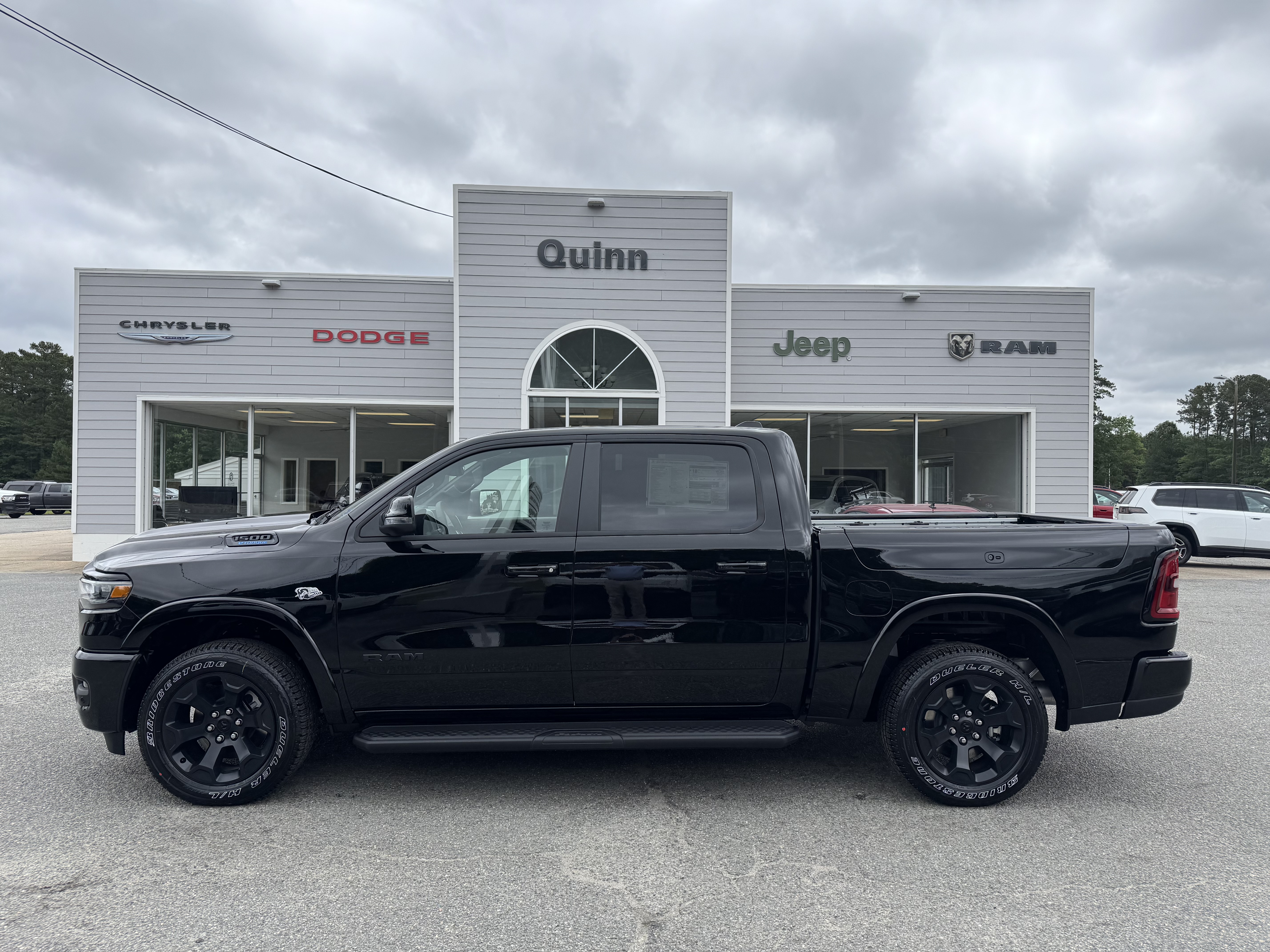 2026 Ram 1500 BIG HORN CREW CAB 4X4 5'7 BOX Pickup