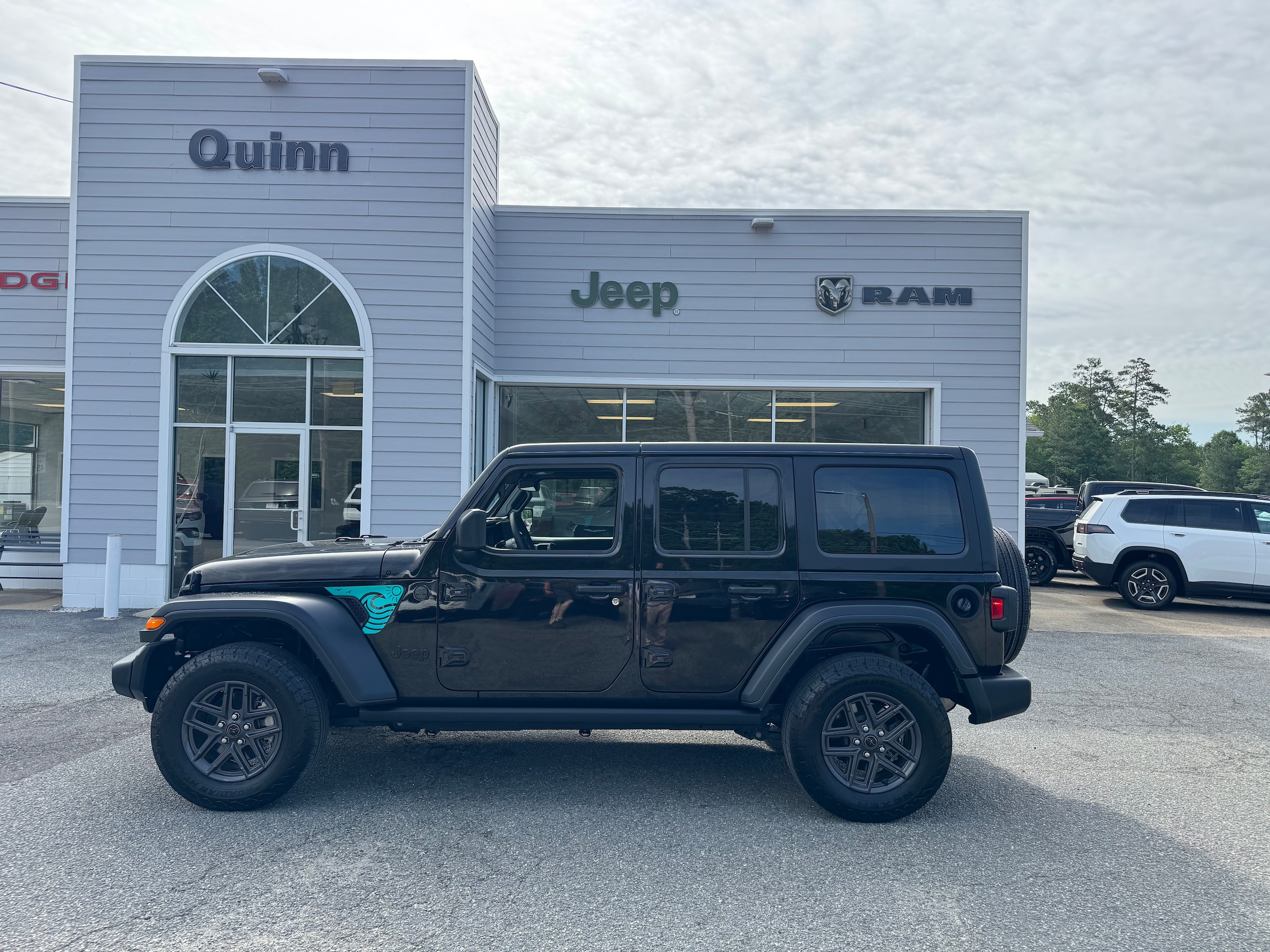 2024 Jeep Wrangler 4-Door Sport S