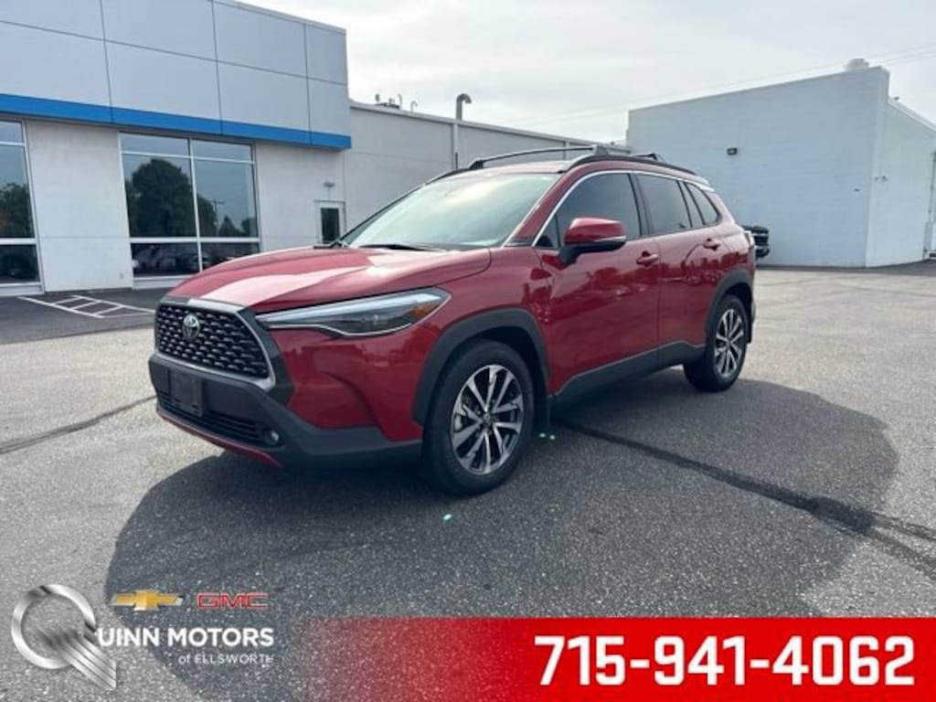 Used 2024 Toyota Corolla Cross XLE SUV