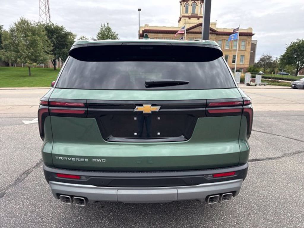 New 2027 Chevrolet Traverse LT SUV