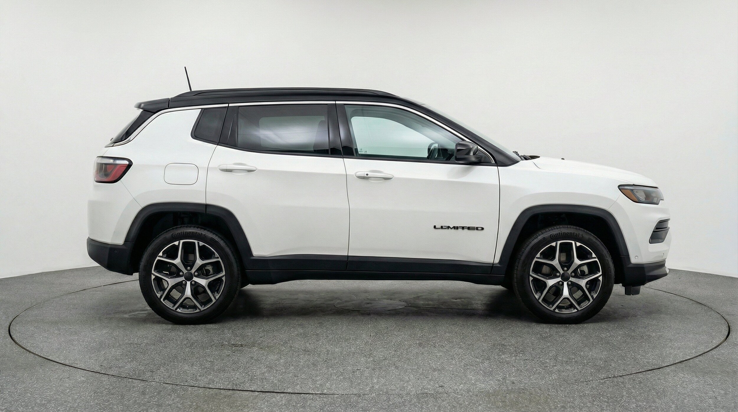 Thumbnail: 2025 Jeep Compass - 10