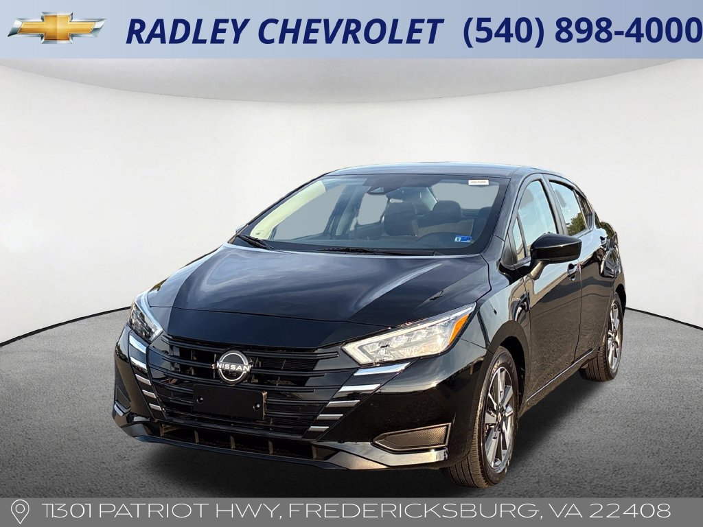 2025 Nissan Versa Sedan SV