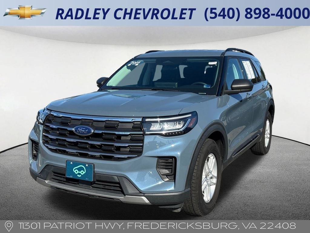 2025 Ford Explorer