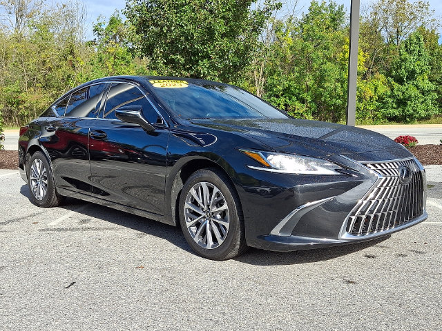 2023 Lexus ES