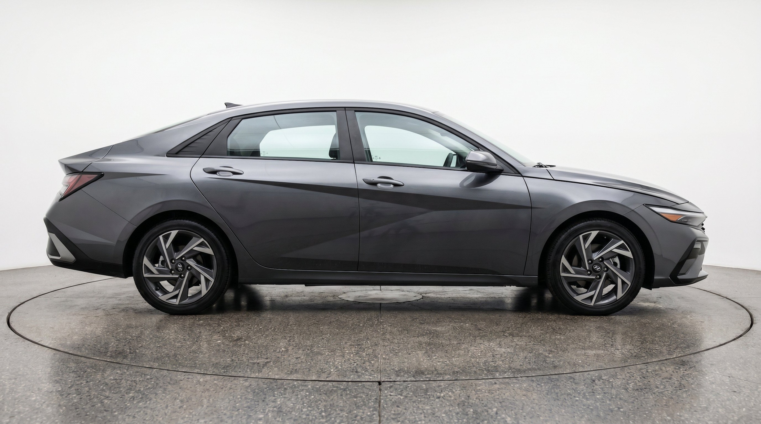 Thumbnail: 2025 Hyundai Elantra - 10