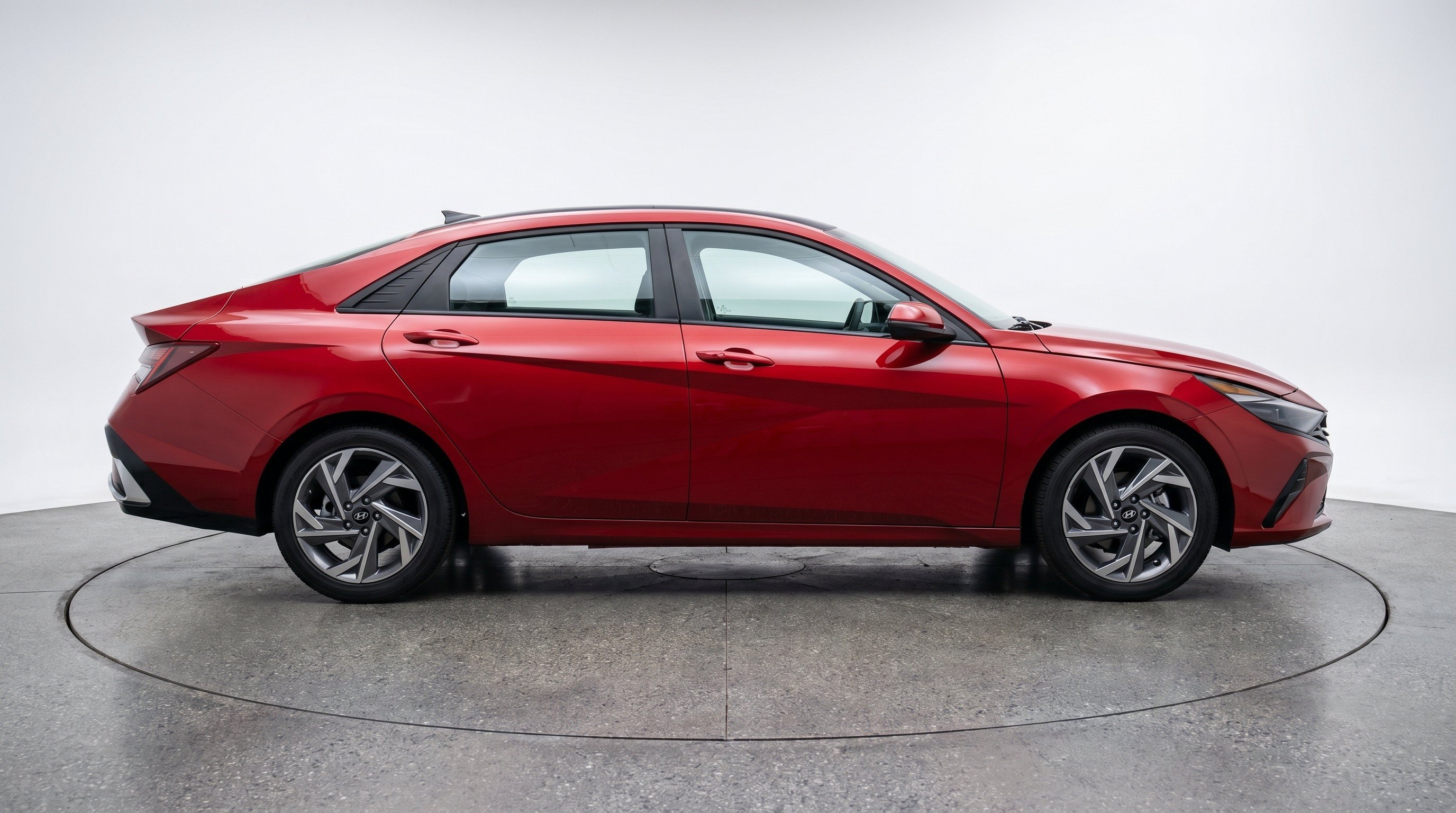 Thumbnail: 2025 Hyundai Elantra - 10