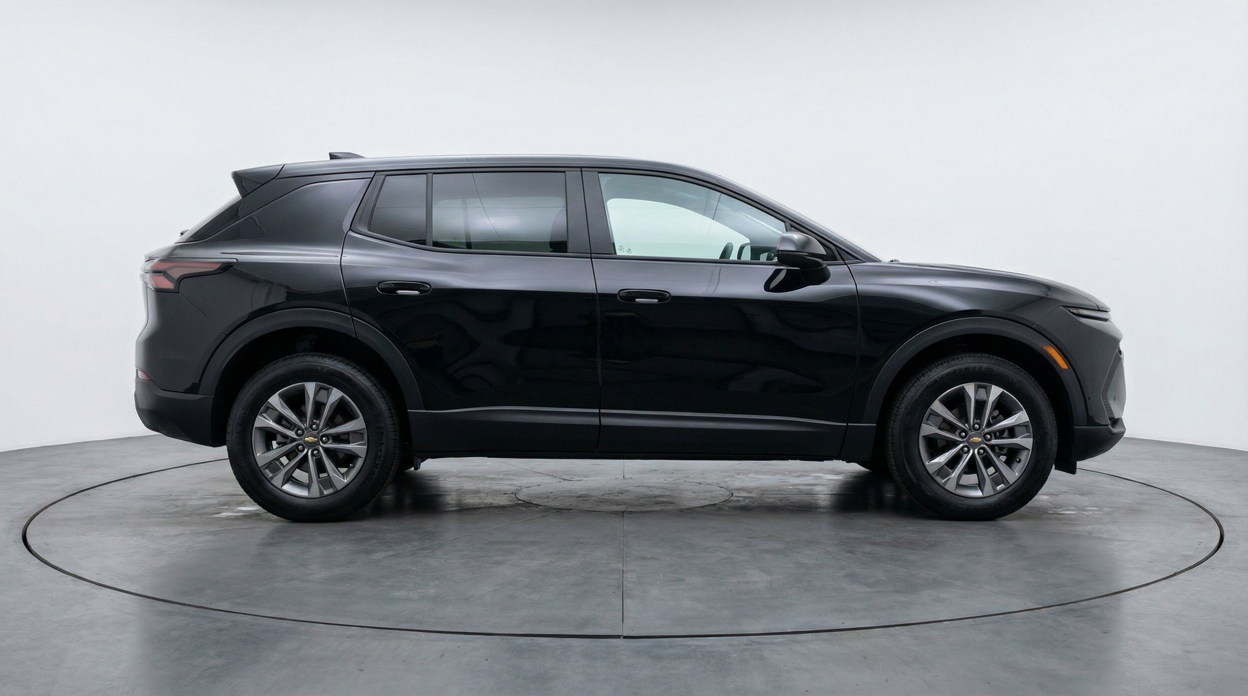 Thumbnail: 2025 Chevrolet Equinox - 10
