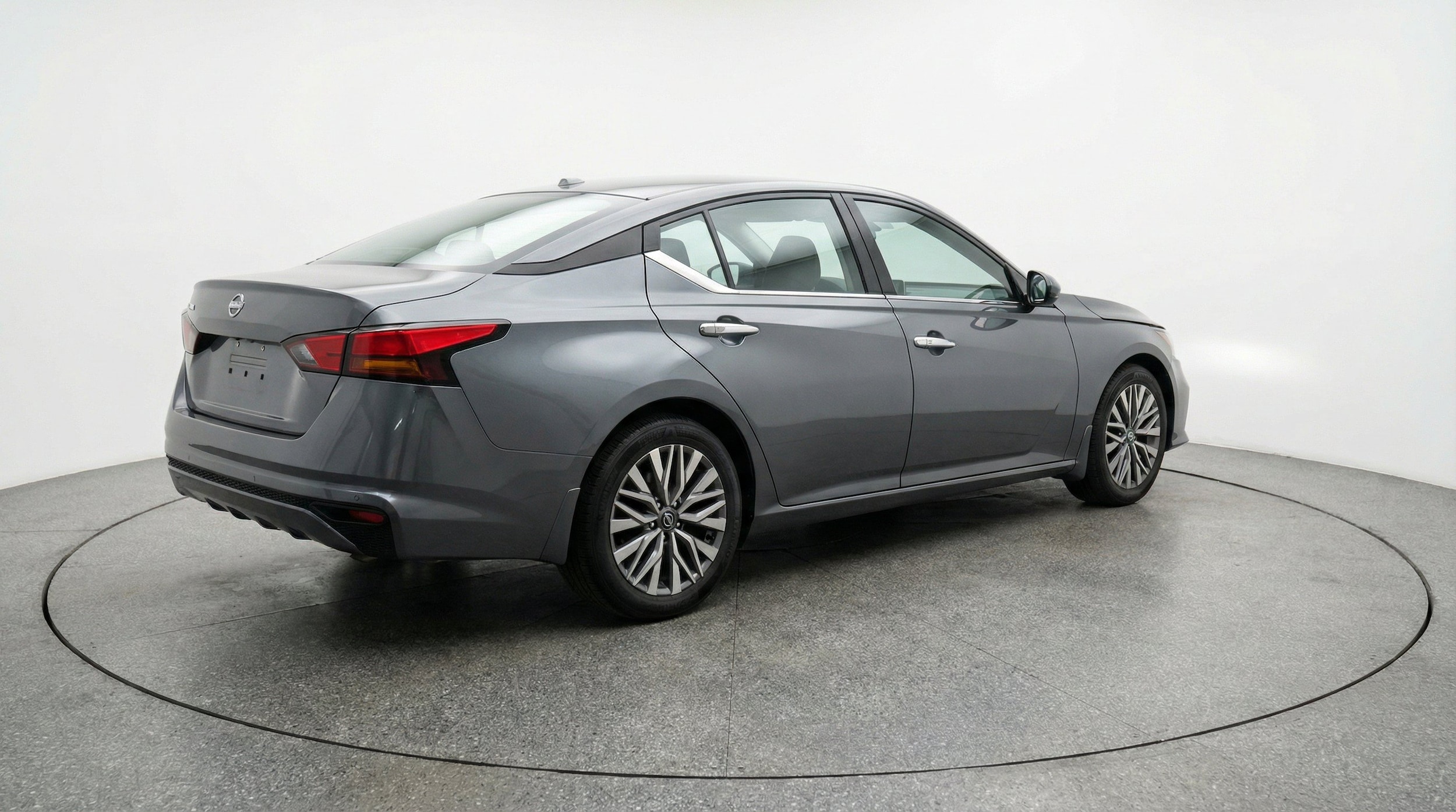 Thumbnail: 2025 Nissan Altima - 9