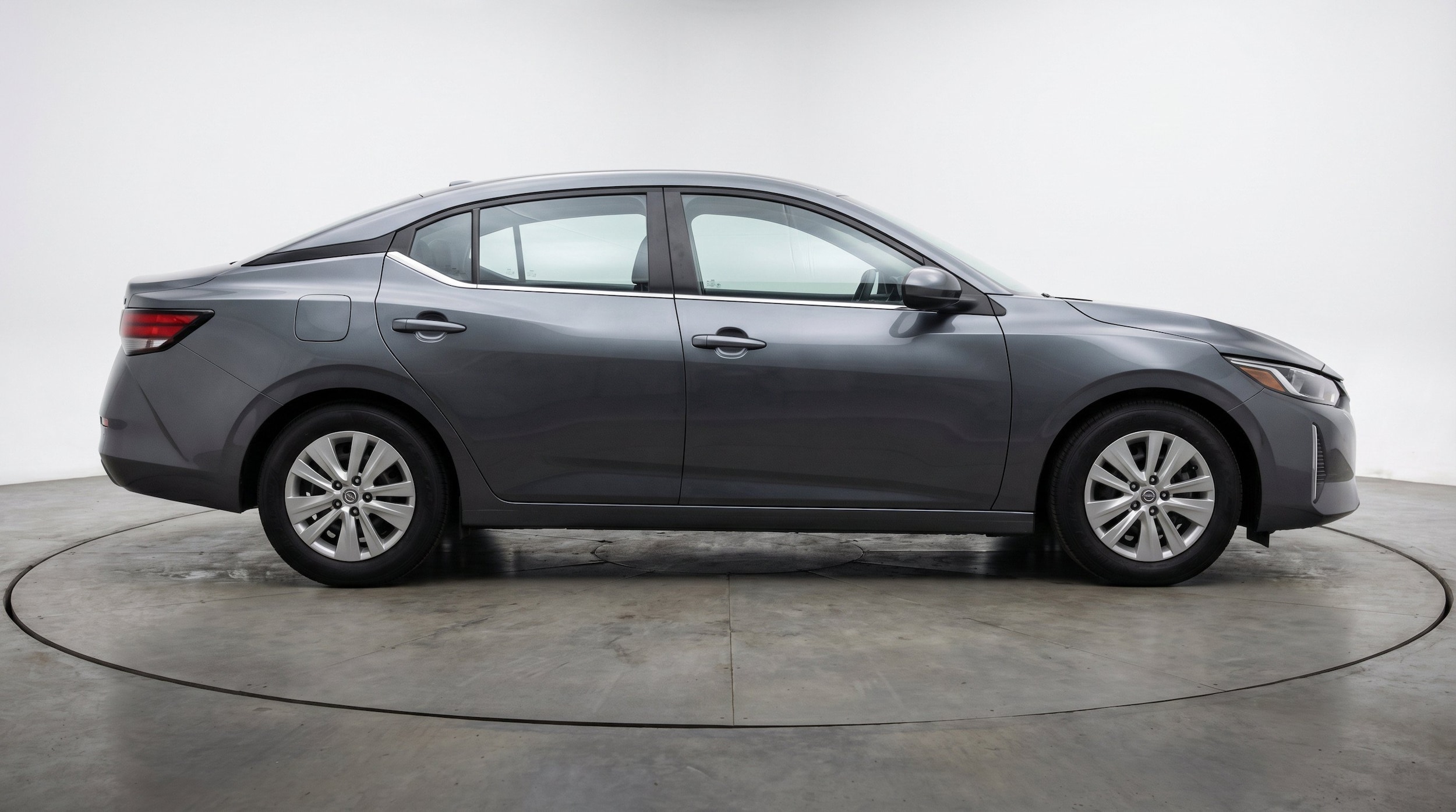 Thumbnail: 2025 Nissan Sentra - 10
