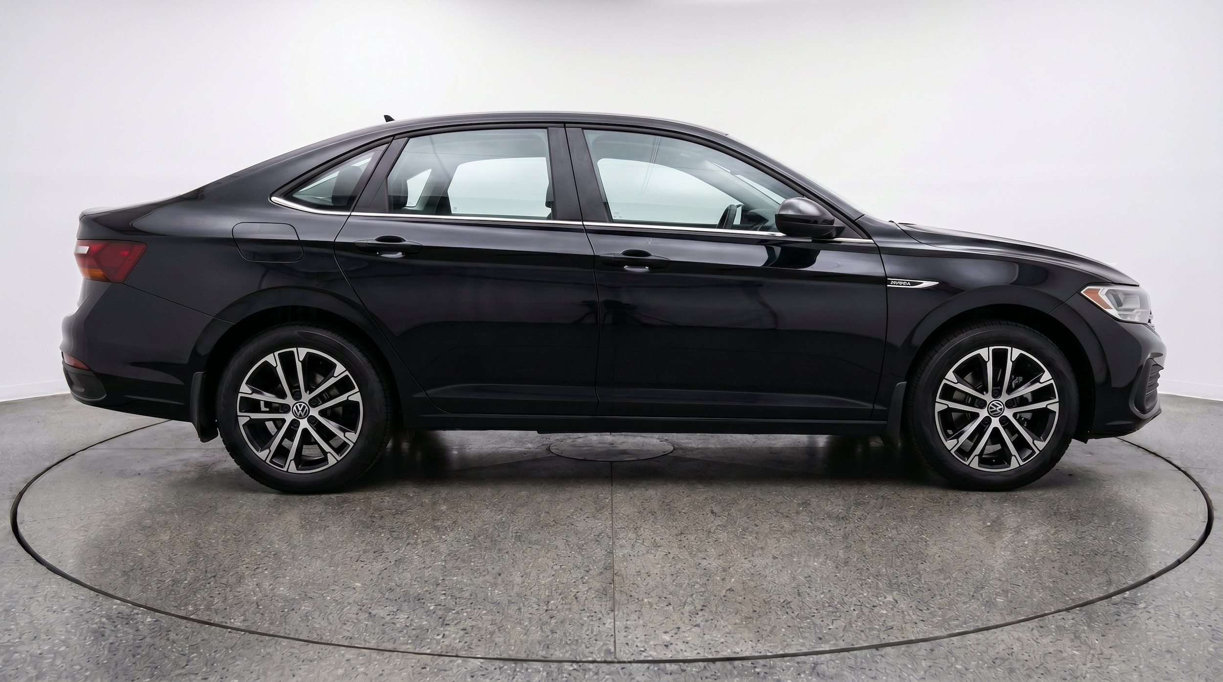 Thumbnail: 2025 Volkswagen Jetta - 10