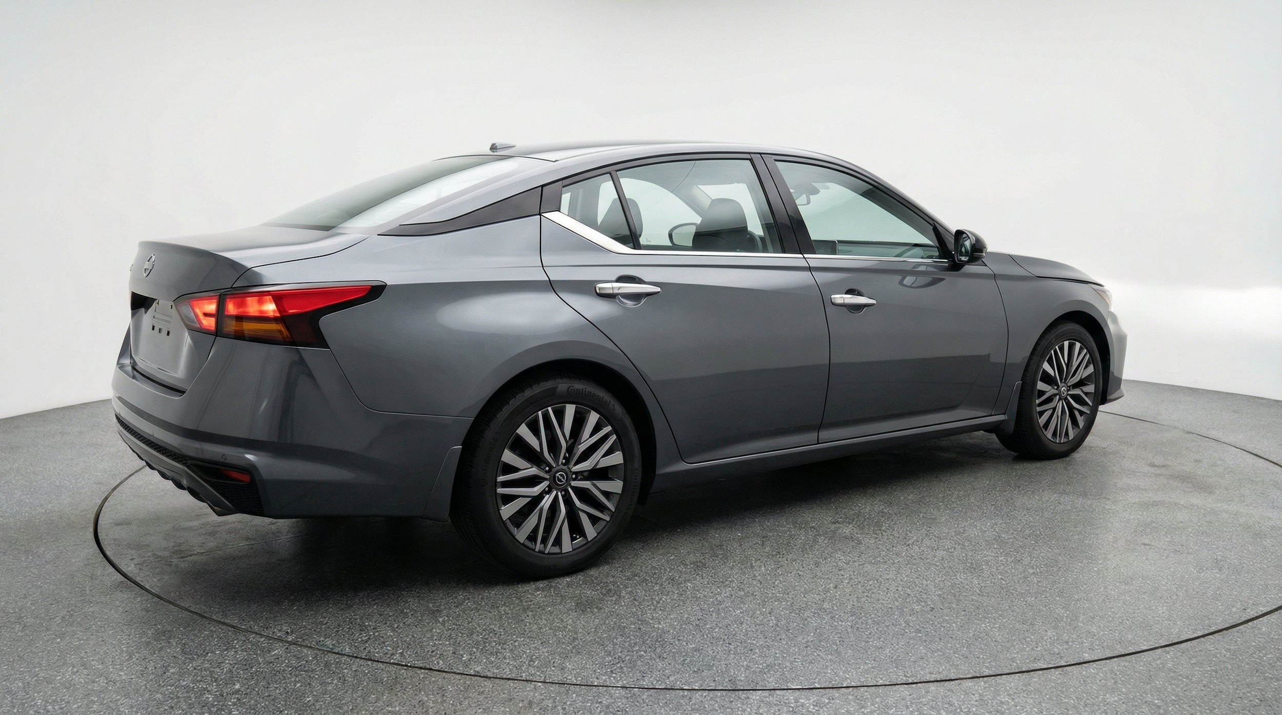 Thumbnail: 2025 Nissan Altima - 9