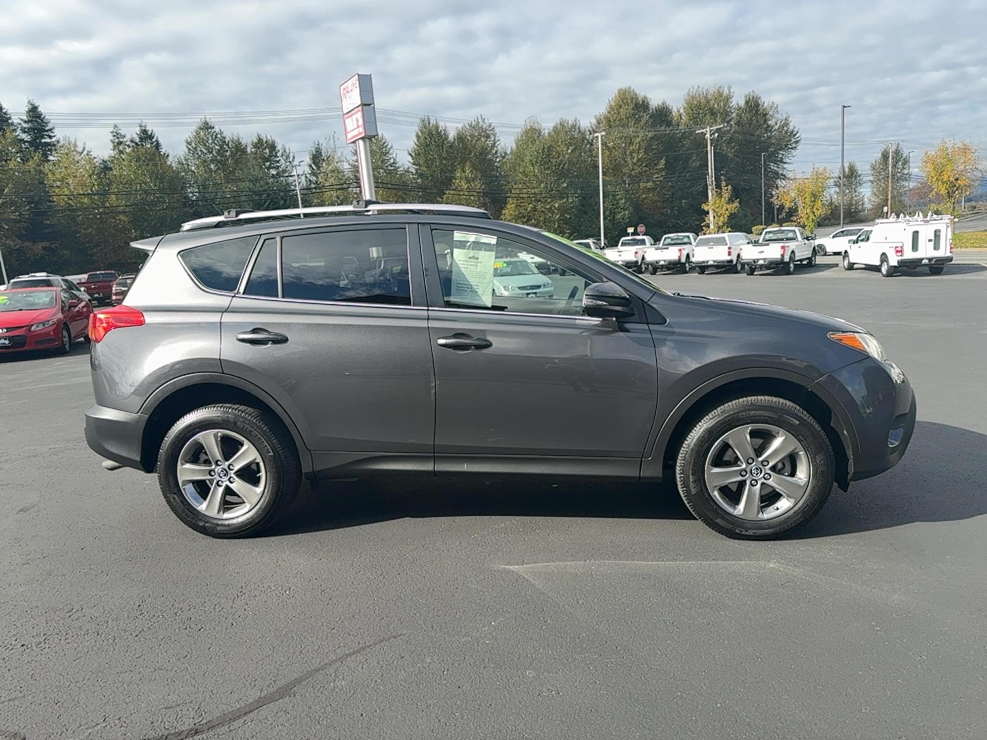 Used 2015 Toyota RAV4 XLE SUV