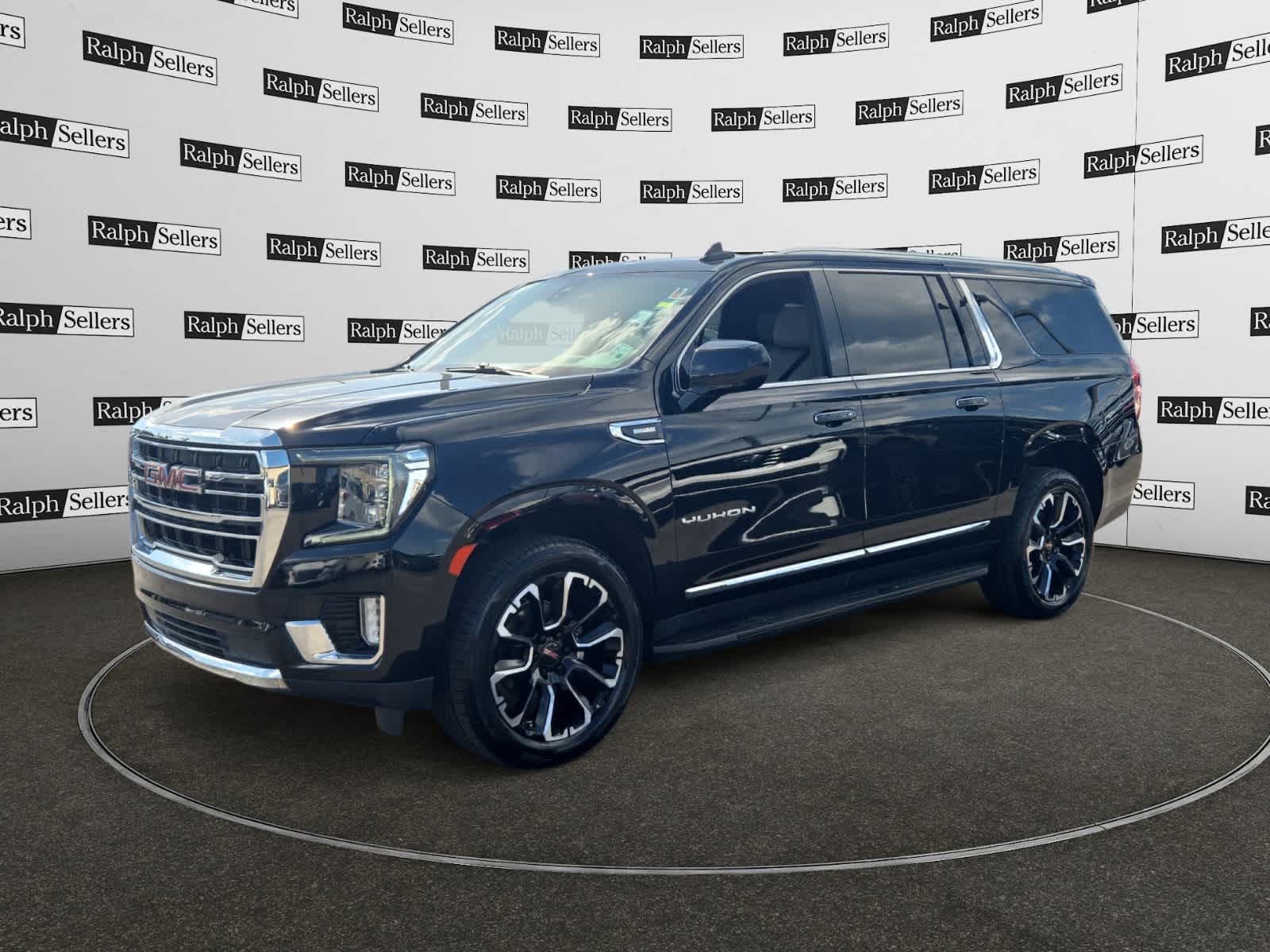 Used 2022 GMC Yukon XL SLT SUV