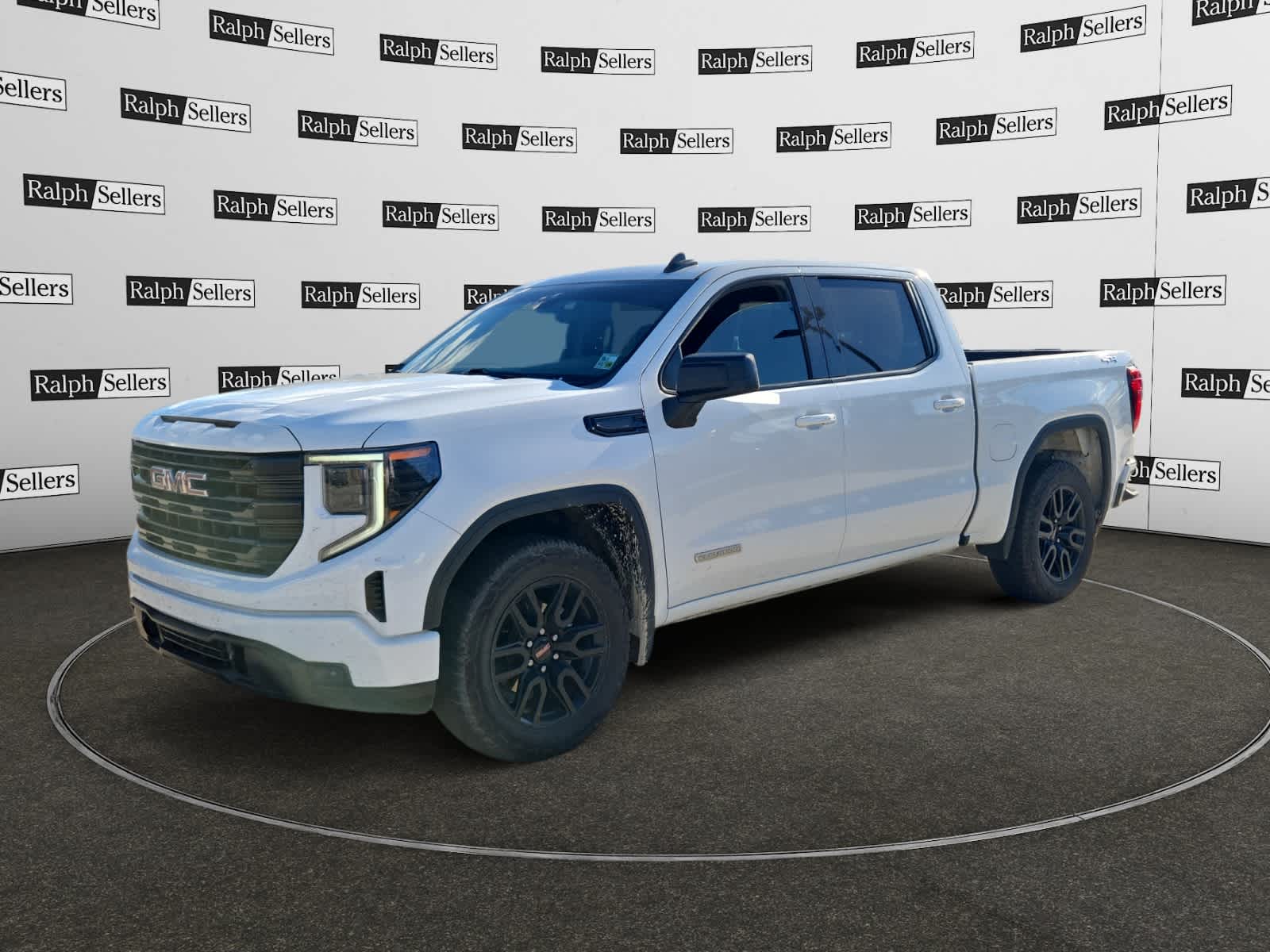 Used 2024 GMC Sierra 1500 Elevation 4WD Crew Cab 147 Truck