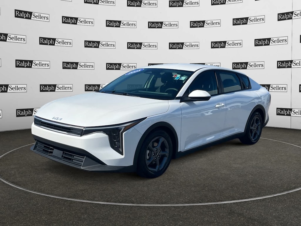 Used 2025 Kia K4 LXS Sedan