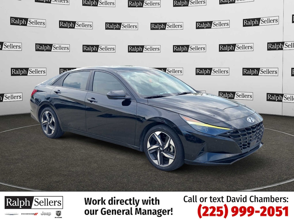 Used 2023 Hyundai Elantra SEL Sedan