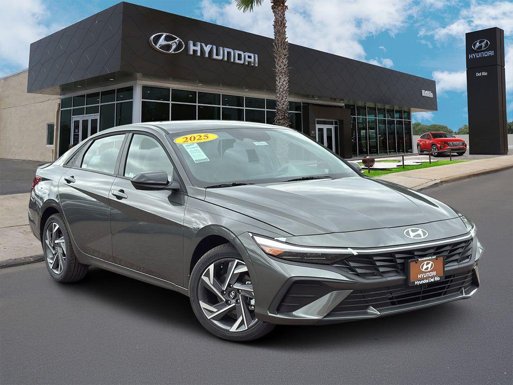 New 2025 Hyundai Elantra SEL Sport Sedan