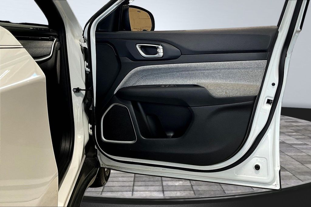 2024 Jeep Compass Latitude - Photo 25