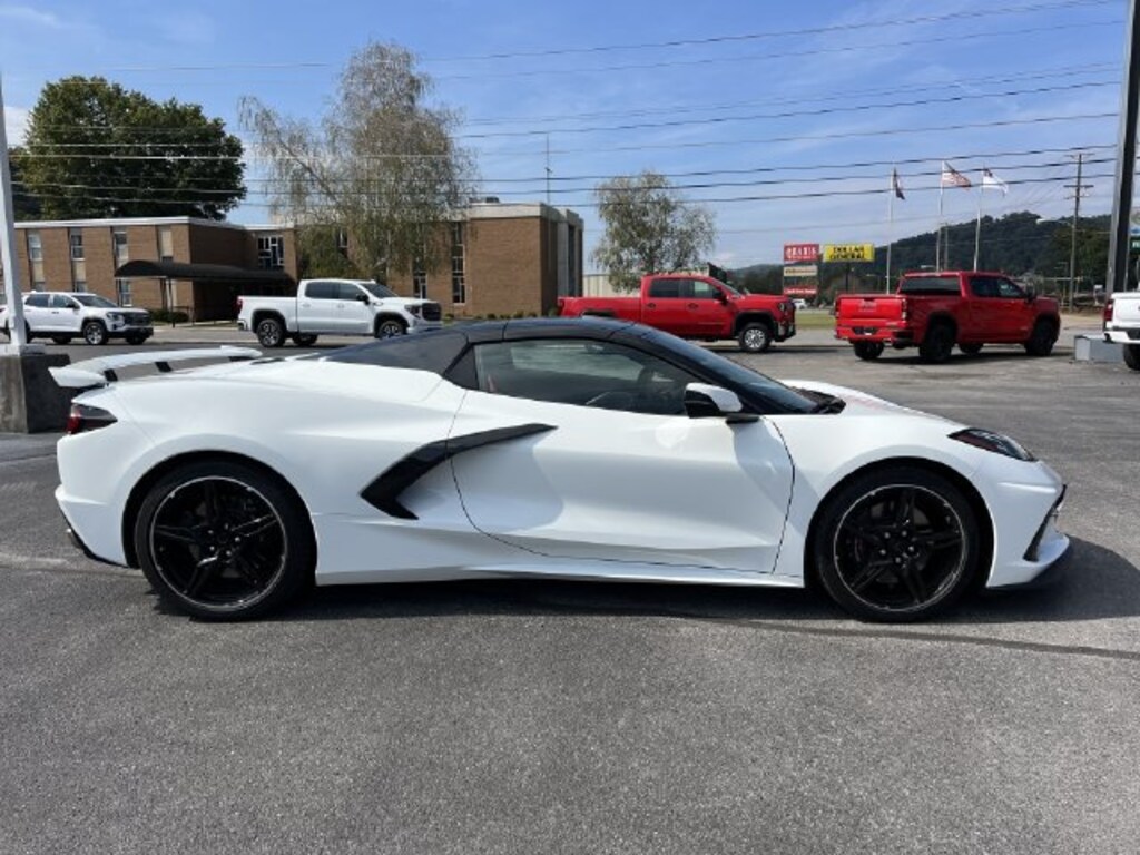 Used 2025 Chevrolet Corvette Stingray 2LT Performance